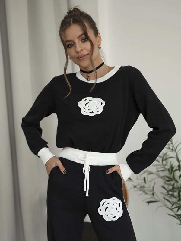 Two piece womens clothing winter set embroidered sweater matching set knitted sportswear casual womens clothing set240805