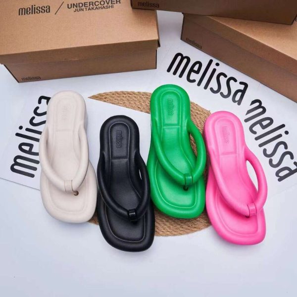 2023 Melissa thick sole slippers, free sponge cake jelly shoes, clip on flip flops, summer beach shoes