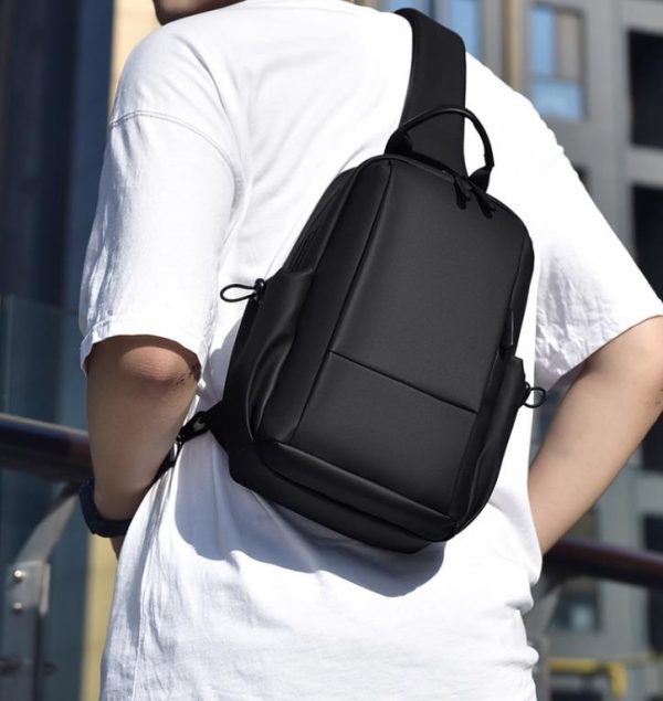 Young messenger mens chest bag retro cross body shoulder business sling bag mens casual chest bag 240824