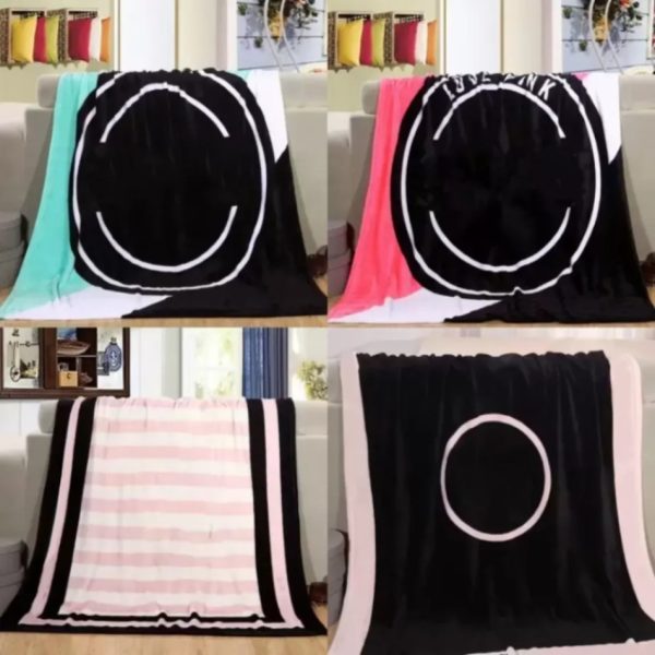 Black Pink Colors Blanket Soft Coral Veet Beach Towel Blankets Air Conditioning Rugs Comfortable Carpet FY7653 1115