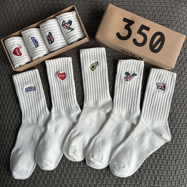 4Pairs/Box Women's Socks Gift Box Spring Summer Fashion Embroidery Free Shipping Items Funny Gifts Black Middle Tube Socks