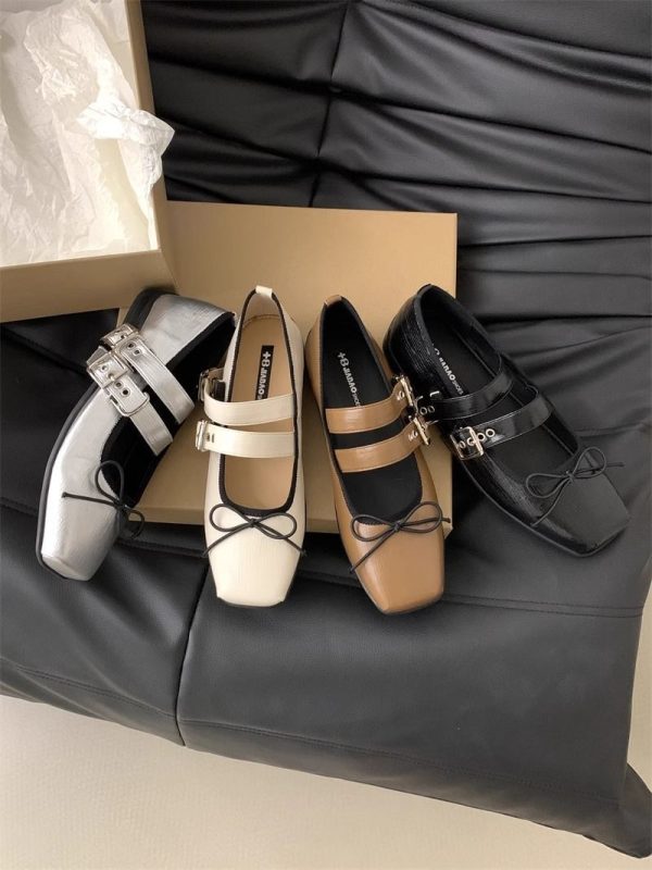 Women Shoes Flat Bottom Fashion Ballet Style France Gentle Style Vintage Versatile Triple Black Beige Silver Free shipping