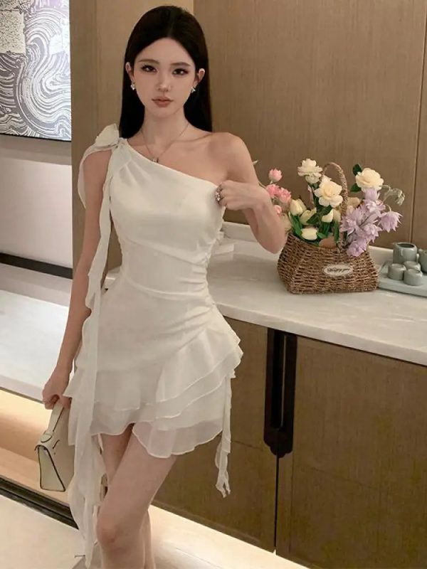 womens summer fashion white sexy club long sleeved backless ultra-thin pleated mini dress with sloping shoulders elegant party skirt 240930