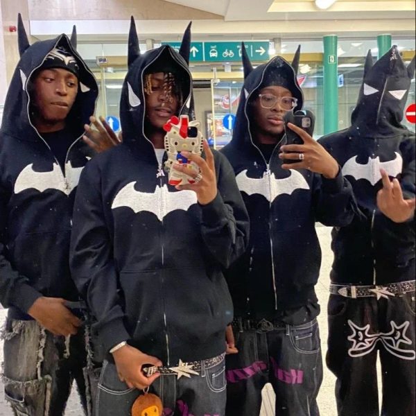 Y2K Zipper Hoodie Gothic Embroidered Bat Anime Hoodie Hip Hop Mens Oversized Sweater Harajuku Rock Fashion Street Top 240930