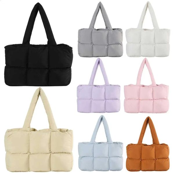 Womens Fashion Fluffy Bag Solid Color Bedding Fashion Shopping Bag Large Capacity Soft Cloud Handbag Casual Handbag 241121ww