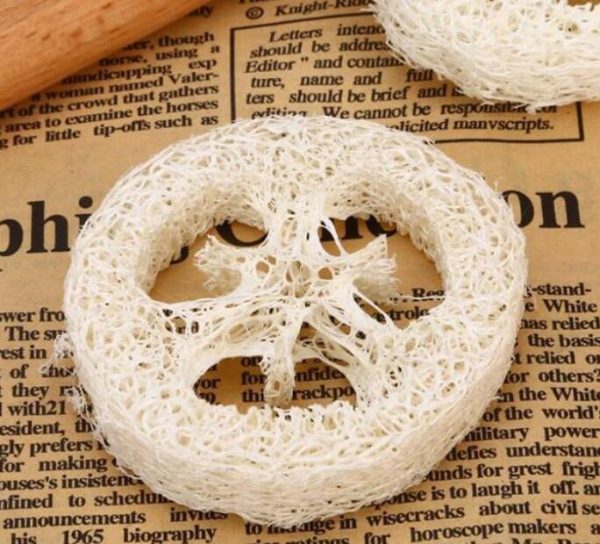 300pcs Natural Loofah Loofah Slices Handmade DIY Loofah Soap Tools Cleaner Sponge Scrubber Facial Soap Holder