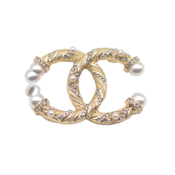 2023 New French Small Fragrance brooch with diamond pearl inlay, light and luxurious temperament, versatile suit pin XZ3