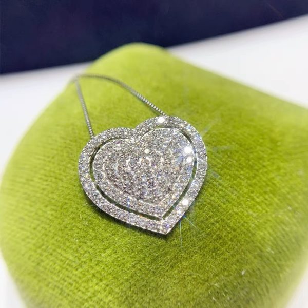 2023 Handmade Heart Pendant Sparkling Luxury Jewelry 925 Sterling Silver Pave White Sapphire CZ Diamond Gemstones Party Women Clavicle Necklace For Lover Gift