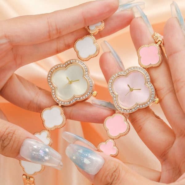 Wristwatches High Leaf Clover Shape Women Quartz Watch Ladies Bracelet Wristwatches Jewelry Relogio Feminino