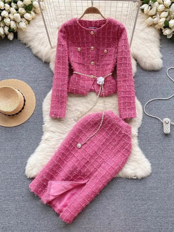 Two Piece Dress Autumn Winter Fashion Rose Red Woolen Two Piece Set Women Golden Button Chain Belt Tweed Short Jacket CoatSplit Midi Skirt Suit 231205