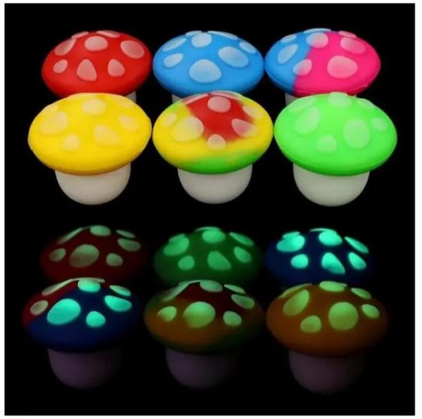 5ml Mini Silicone Wax Containers Luminous Glow in the Dark Mushroom Shaped Storage Slick Box Nonstick Box Silicon Container Jars Dab Tool Storage Jar Bho Oil Holder