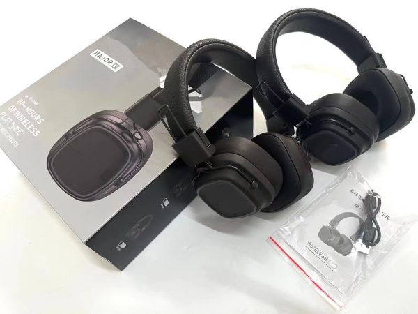 Bluetooth headsets use third - or fourth-generation noise-cancelling wireless Bluetooth headsets