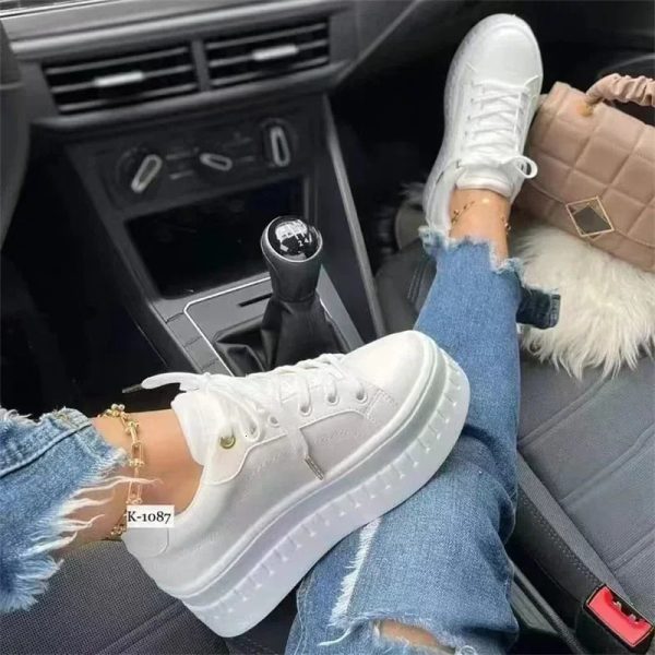 Women Platform White Sneakers Ladies Fashion Trainers Baskets Shoes Femme Casual Chunky Vulcanized Female Big Size 43 240611