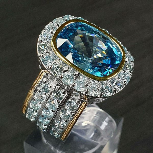 2024 Gorgeous Stunning Wedding Rings Luxury Jewelry Elegant 925 Sterling Silver Gold Fill Large Aquamarine CZ Diamond Party Eternity Women Bridal Ring Gift