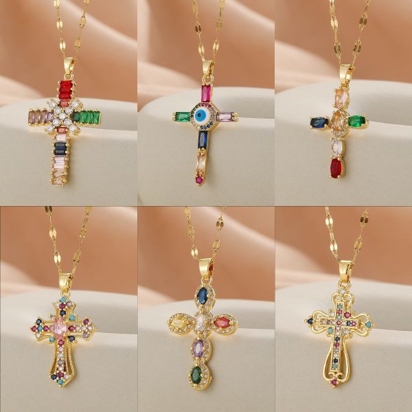 18k Gold Iced Out Cubic Zircon Cross Pendant Necklace Chains Designer Jewelry Virgin Mary Madonna Diamond Necklaces Religion Gift for Women Man Fashion Jewelry